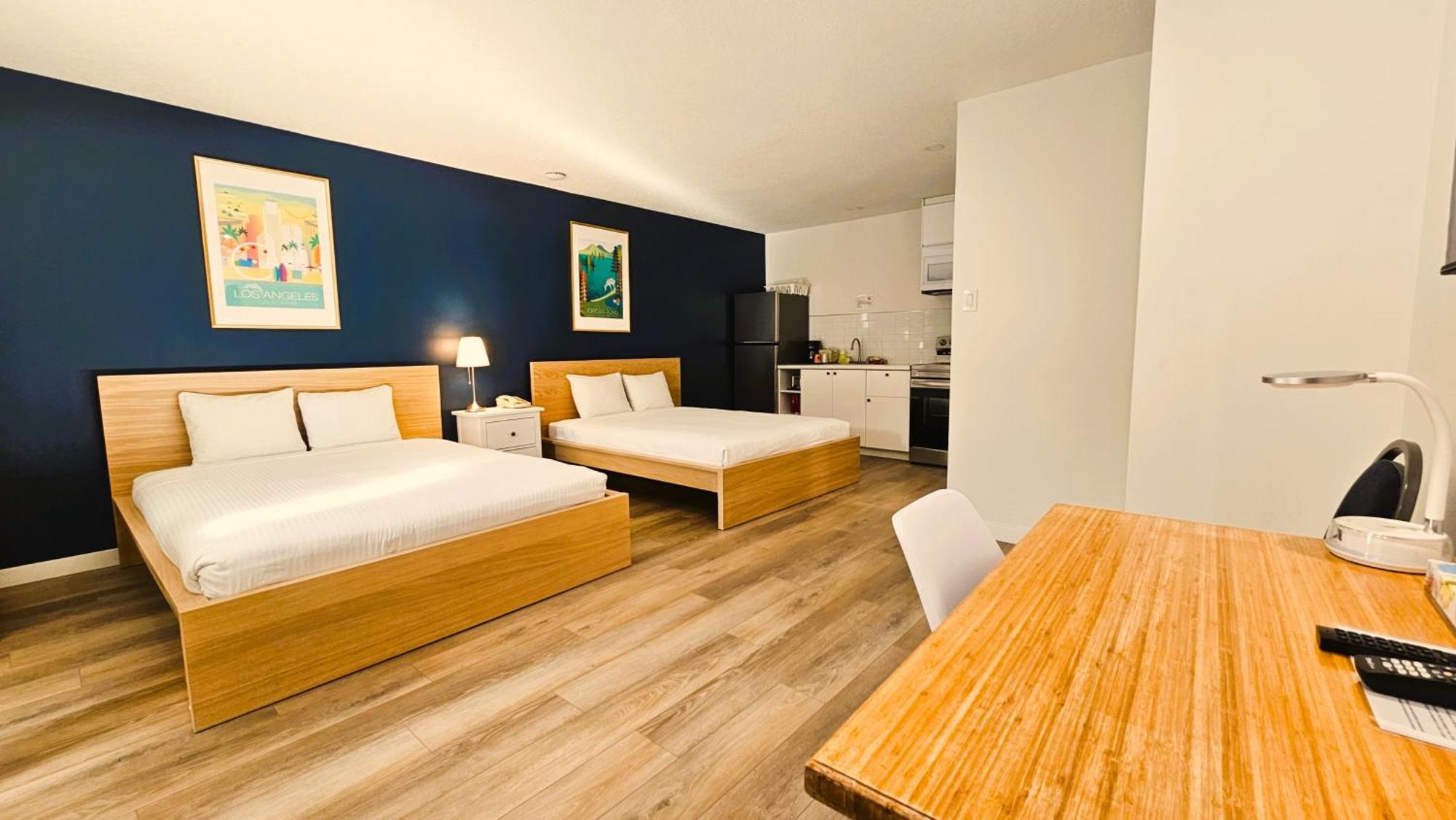 Cloud 9 Inn Whitecourt Eksteriør billede