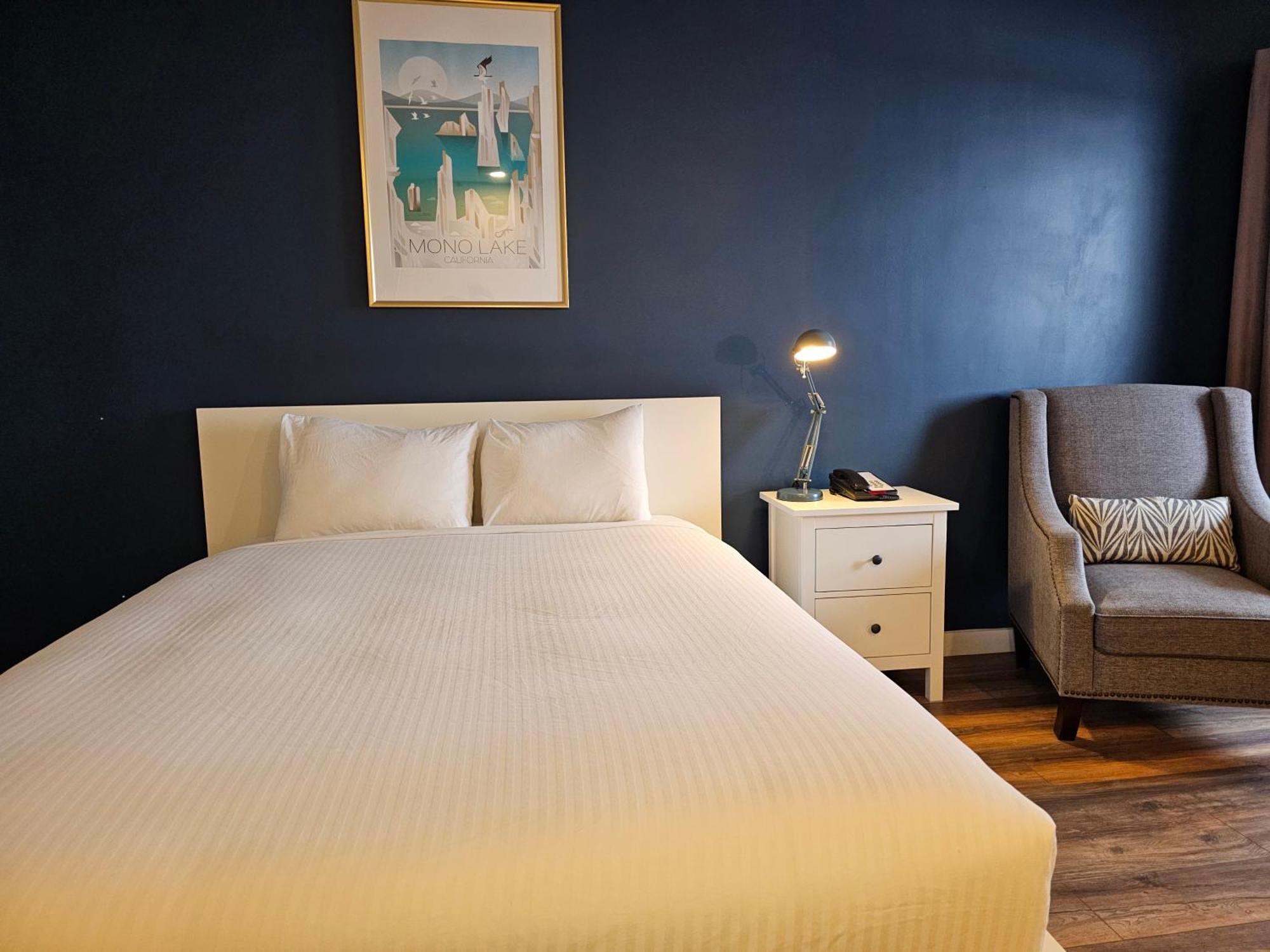 Cloud 9 Inn Whitecourt Eksteriør billede