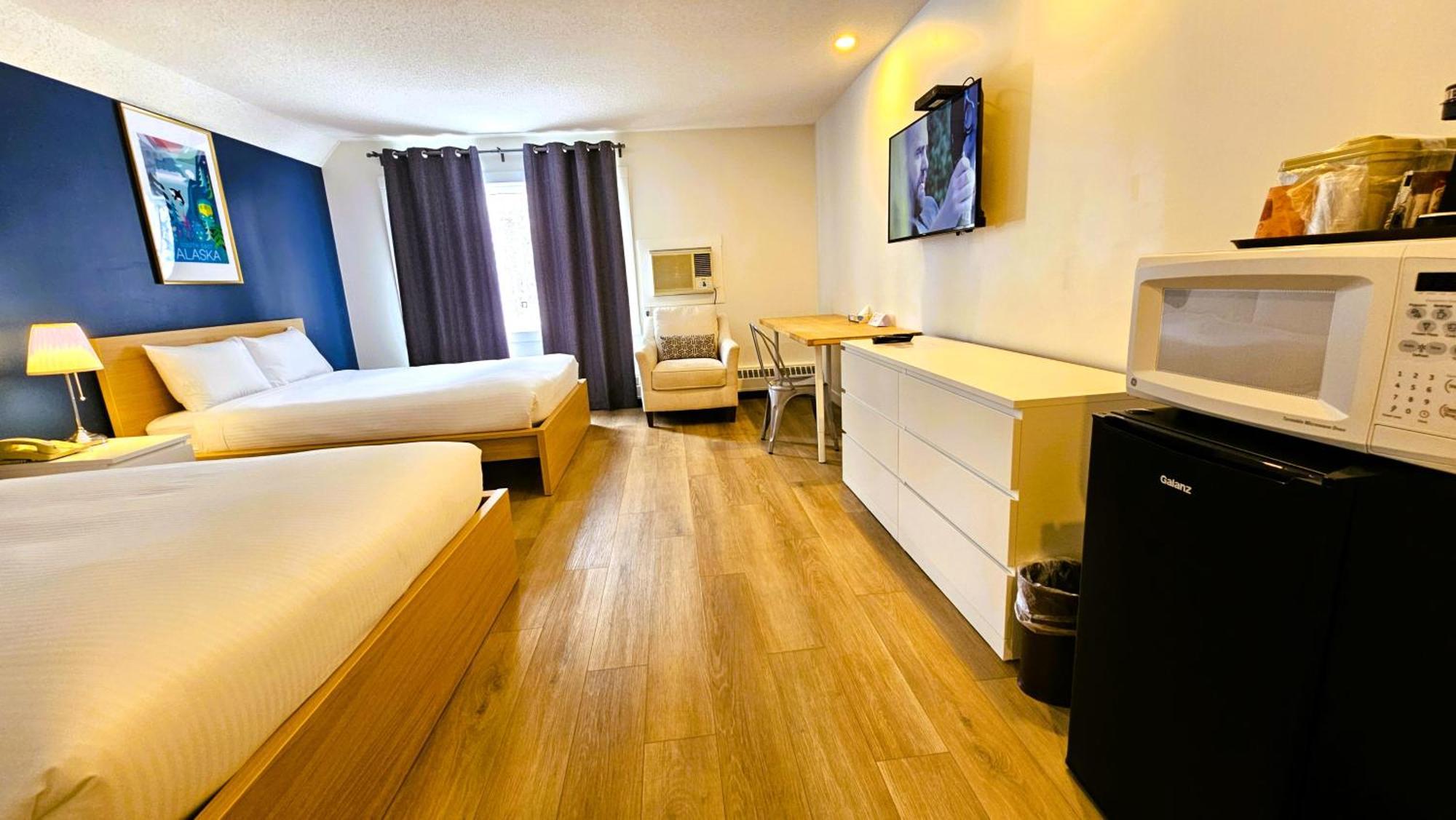Cloud 9 Inn Whitecourt Eksteriør billede