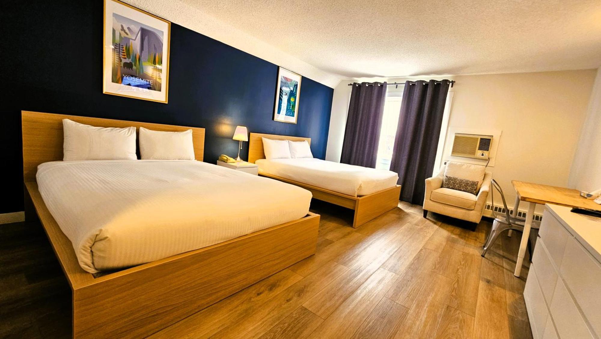 Cloud 9 Inn Whitecourt Eksteriør billede