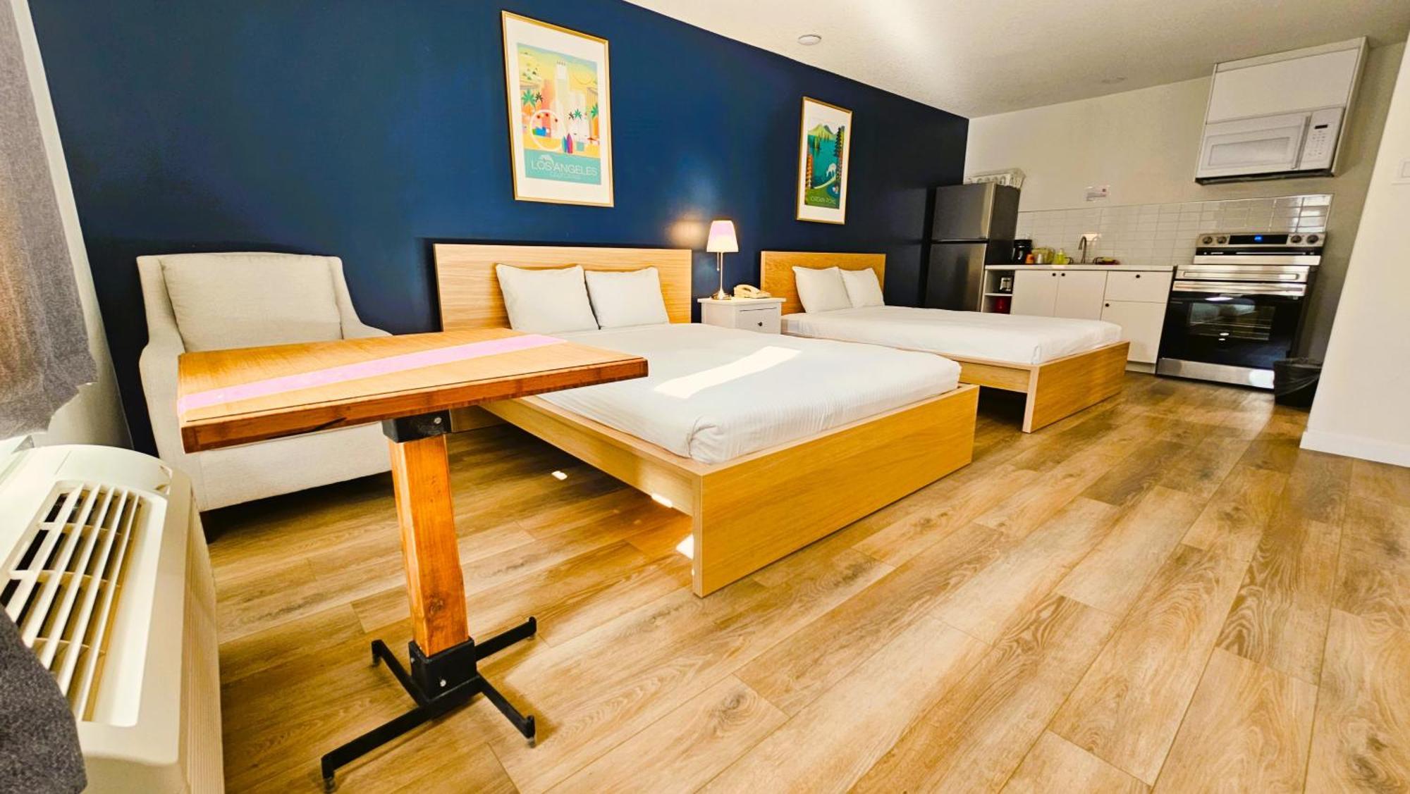 Cloud 9 Inn Whitecourt Eksteriør billede