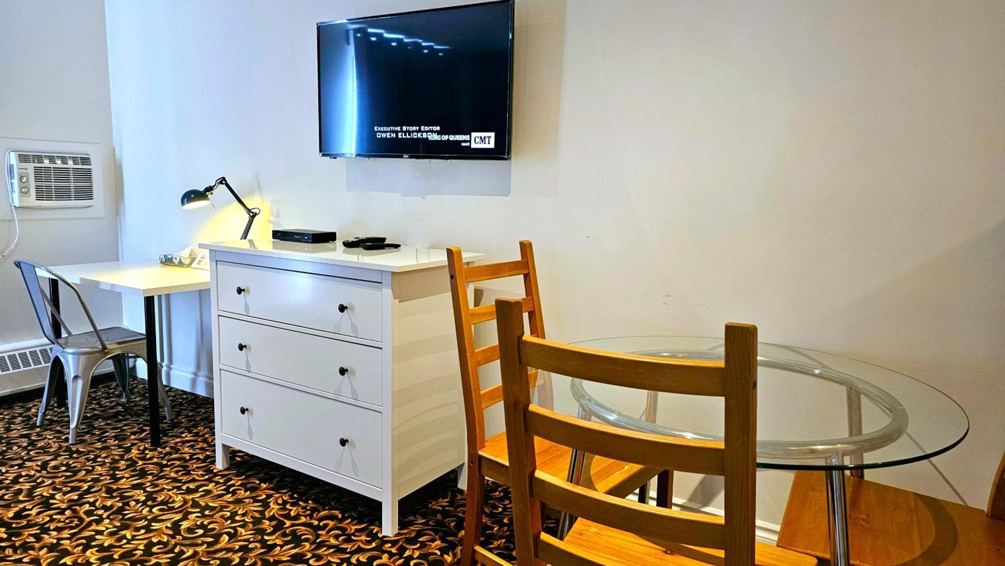Cloud 9 Inn Whitecourt Eksteriør billede