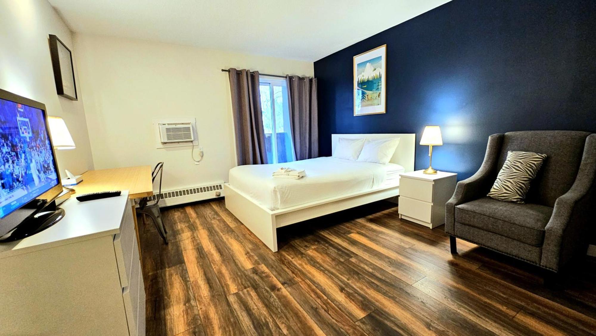 Cloud 9 Inn Whitecourt Eksteriør billede