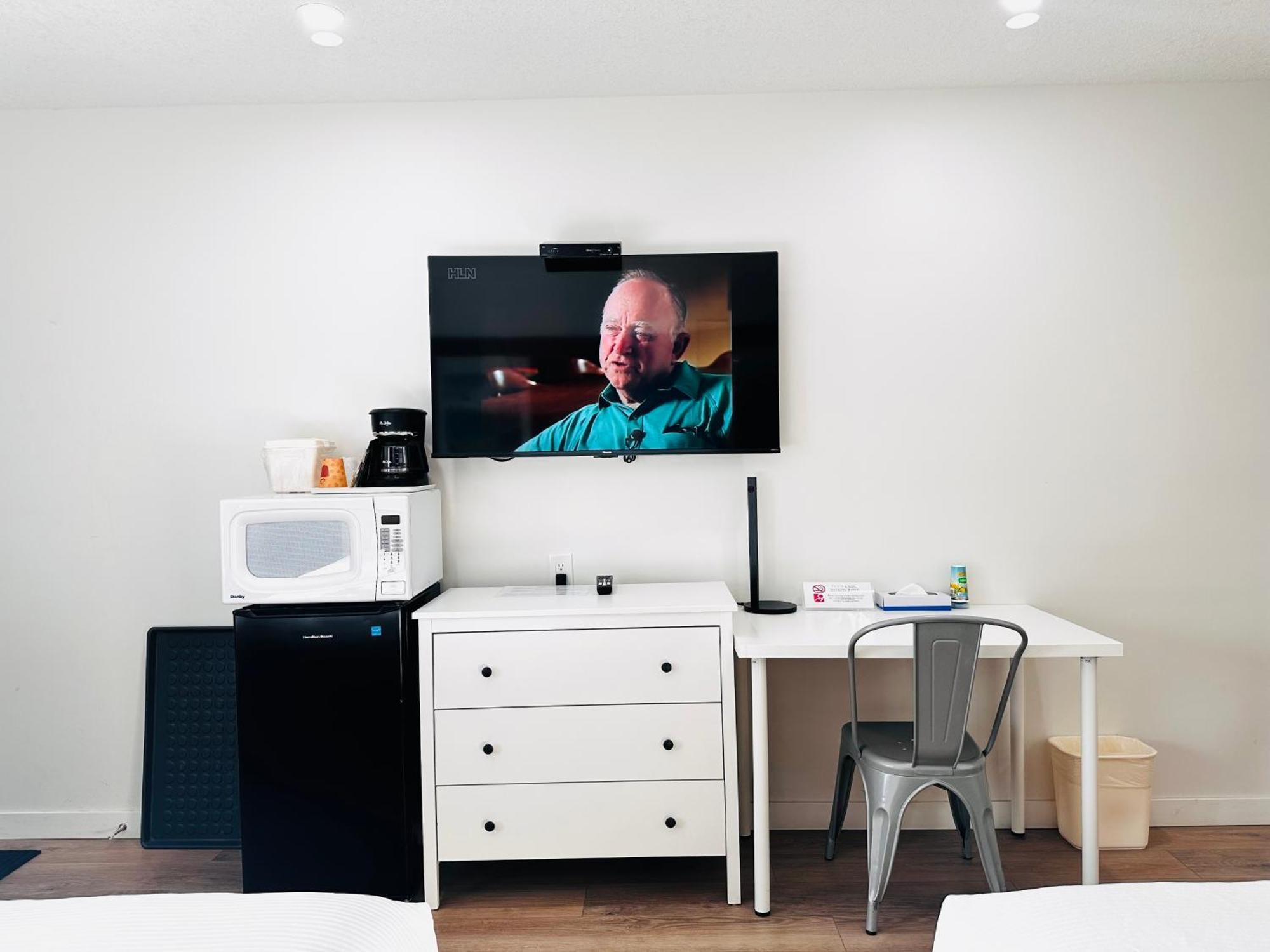 Cloud 9 Inn Whitecourt Eksteriør billede